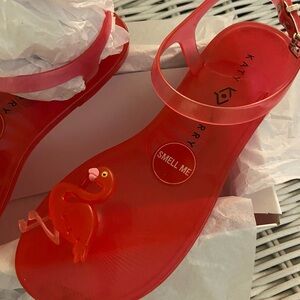 New in box KATY PERRY gel sandals FLAMINGOS in size 6